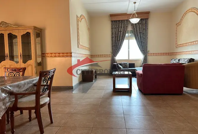 999801 - Property Image 3