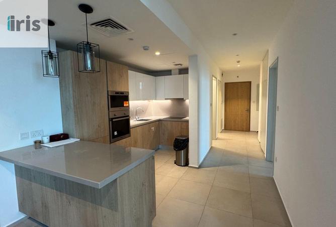 51692940 - Property Image 3