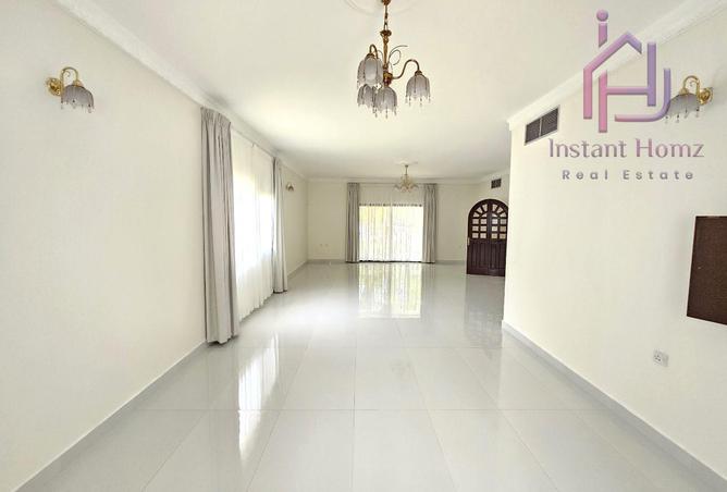 56182256 - Property Main Image