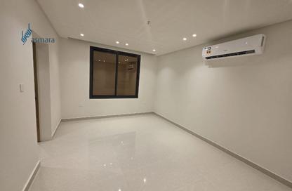 Apartment - 4 Bedrooms - 4 Bathrooms for sale in Hidd - Muharraq Governorate
