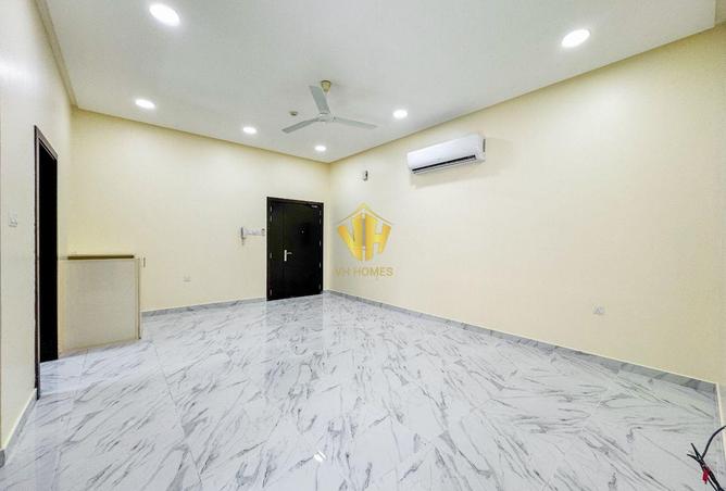 1002189 - Property Image 3