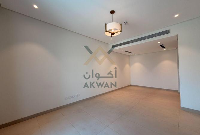 56067501 - Property Image 3