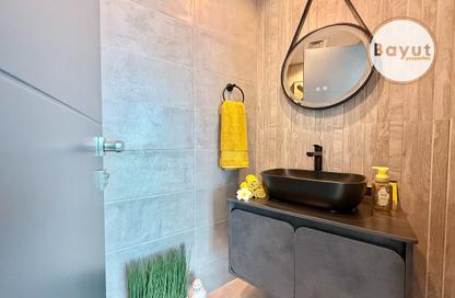 Apartment - 1 Bedroom - 2 Bathrooms for sale in Seef - Capital Governorate