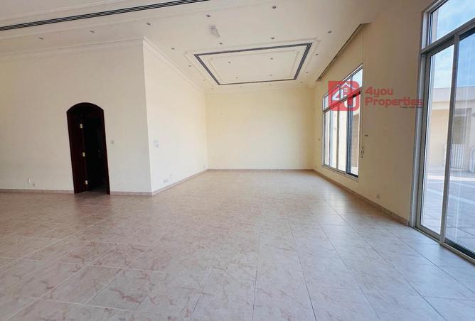 995936 - Property Image 3