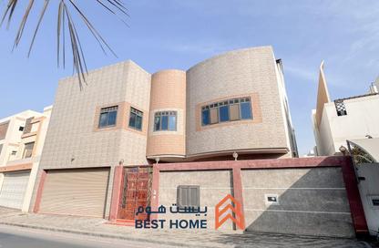 Villa - 5 Bedrooms - 6 Bathrooms for sale in Al Markh - Northern Governorate