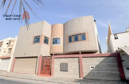 Villa - 5 Bedrooms - 6 Bathrooms for sale in Al Markh - Northern Governorate