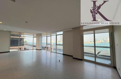 Duplex - 3 Bedrooms - 5 Bathrooms for rent in Reef Island - Capital Governorate Duplex - 3 Bedrooms - 5 Bathrooms for rent in Reef Island - Capital Governorate