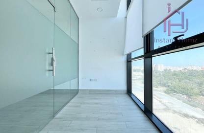 Office Space - Studio - 1 for rent in Sanabis - Manama - Capital Governorate