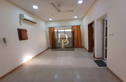 Apartment - 2 Bedrooms - 2 Bathrooms for rent in Zinj - Manama - Capital Governorate