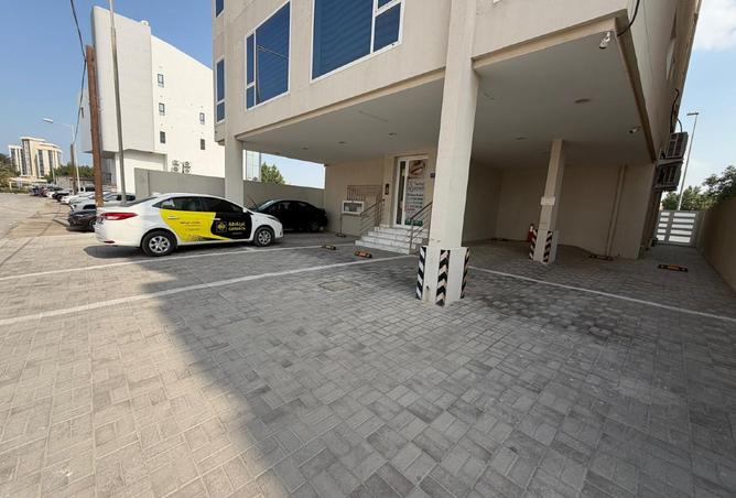 983634 - Property Image 2