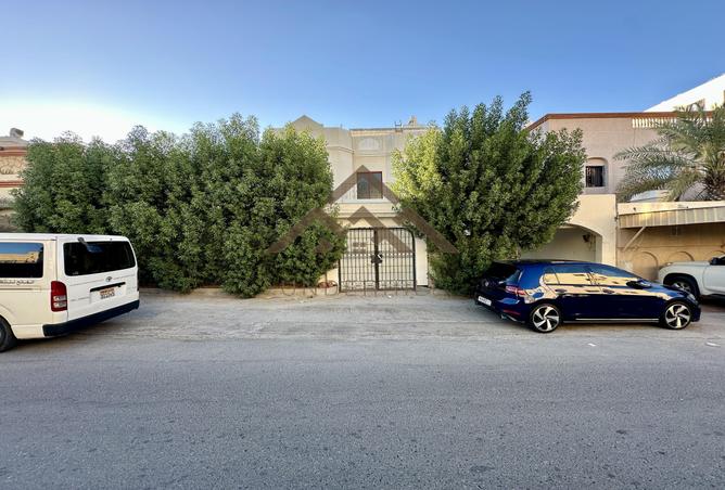 56702867 - Property Image 2