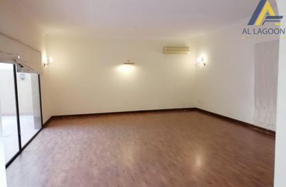 Villa - 4 - 5 for rent in Saar - Northern Governorate Villa - 4 - 5 for rent in Saar - Northern Governorate
