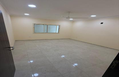 Apartment - 3 Bedrooms - 2 Bathrooms for rent in Galali - Muharraq Governorate