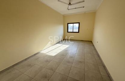 Apartment - 2 Bedrooms - 1 Bathroom for rent in Tubli - Central Governorate Apartment - 2 Bedrooms - 1 Bathroom for rent in Tubli - Central Governorate