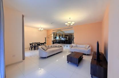 Apartment - 2 Bedrooms - 2 Bathrooms for rent in Mahooz - Manama - Capital Governorate