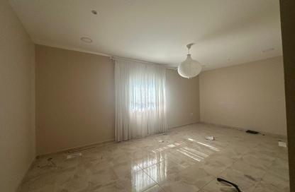 Apartment - 2 Bedrooms - 2 Bathrooms for rent in A'Ali - Central Governorate