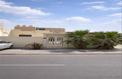 فيلا - 3 غرف نوم - 2 حمامات للبيع في جد علي - المحافظة الوسطى