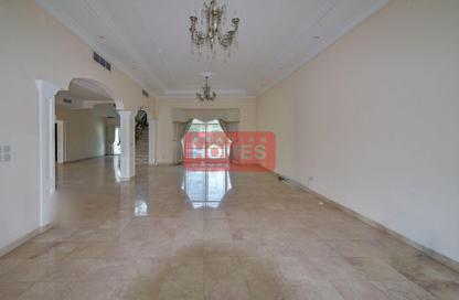Villa - 5 Bedrooms - 6 Bathrooms for rent in Saar - Northern Governorate