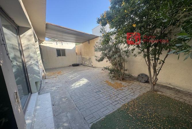 52328892 - Property Image 3