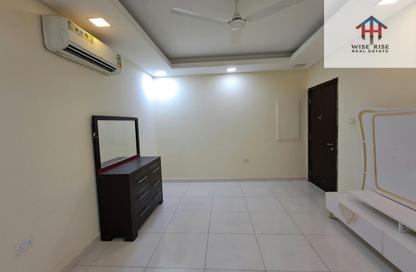 Apartment - 2 Bedrooms - 2 Bathrooms for rent in Exhibition Road - Hoora - Capital Governorate
