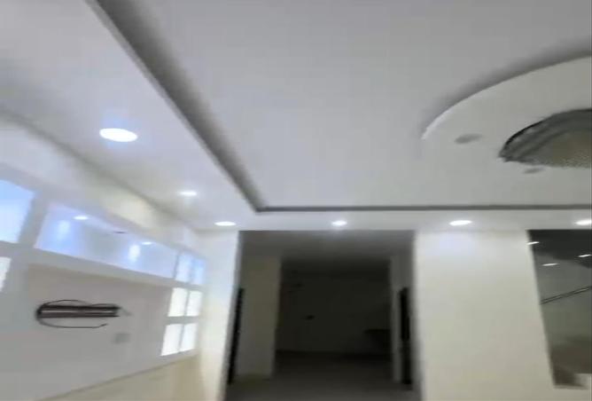 53112418 - Property Image 2