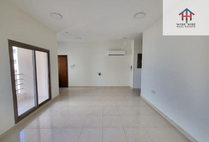 997040 - Property Image 2