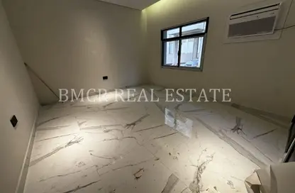 Apartment - Studio - 1 Bathroom for rent in Gudaibiya - Manama - Capital Governorate