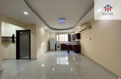 Apartment - 2 Bedrooms - 2 Bathrooms for rent in Seef - Capital Governorate