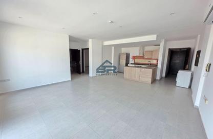 Apartment - 2 - 2 for rent in Sanabis - Manama - Capital Governorate Apartment - 2 - 2 for rent in Sanabis - Manama - Capital Governorate