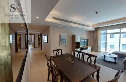 Apartment - 3 Bedrooms - 3 Bathrooms for rent in Al Juffair - Capital Governorate