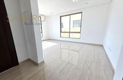 Villa - 4 - 5 for rent in Janabiya - Northern Governorate