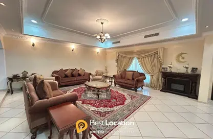 فيلا - 5 غرف نوم - 7 حمامات للبيع في البسيتين - المحرق