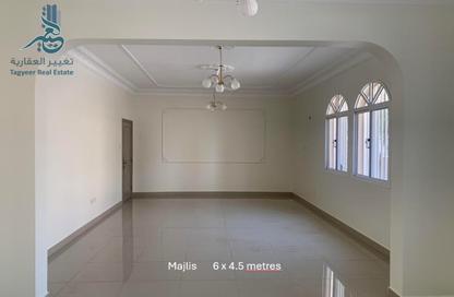 Apartment - 3 Bedrooms - 3 Bathrooms for rent in Zinj - Manama - Capital Governorate