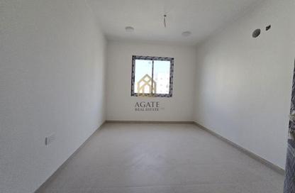Staff Accommodation - Studio - 7+ Bathrooms for rent in Tubli - Central Governorate