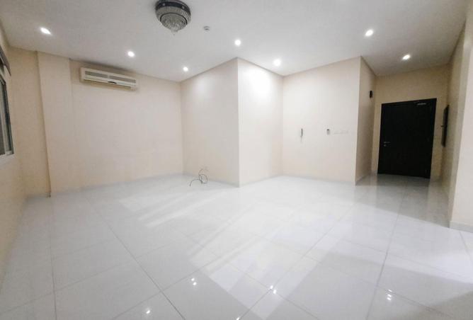 52489161 - صورة العقار 2