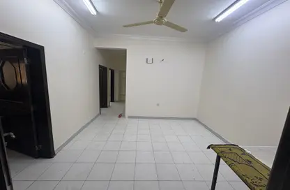 Apartment - 2 Bedrooms - 1 Bathroom for rent in Hidd - Muharraq Governorate