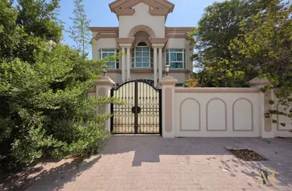 Villa - 4 Bedrooms - 5 Bathrooms for rent in Busaiteen - Muharraq Governorate