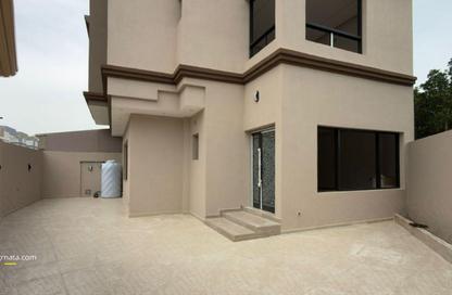 Villa - 4 Bedrooms - 5 Bathrooms for sale in Shahrakan - Northern Governorate