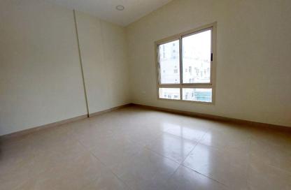 Apartment - 2 Bedrooms - 2 Bathrooms for rent in Um Al Hasam - Manama - Capital Governorate