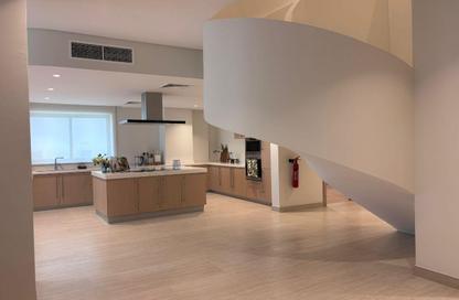 Apartment - 4 Bedrooms - 4 Bathrooms for rent in Amwaj Avenue - Amwaj Islands - Muharraq Governorate
