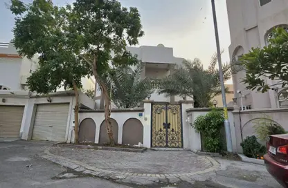 فيلا - 5 غرف نوم - 4 حمامات للبيع في جد علي - المحافظة الوسطى