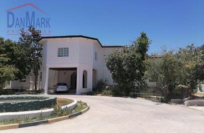 Villa - 6 Bedrooms - 6 Bathrooms for rent in Jannusan - Northern Governorate