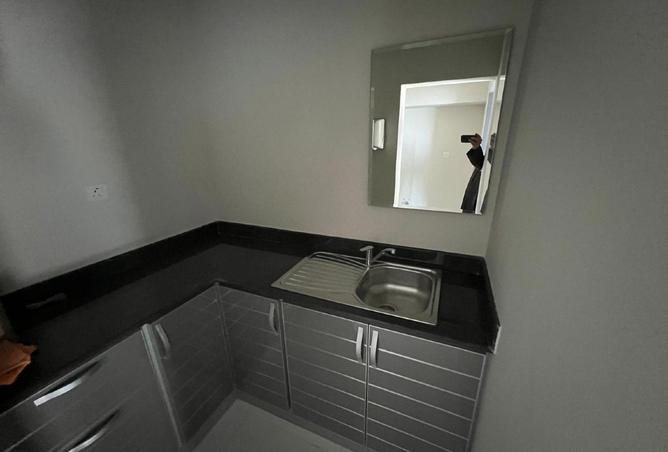 992447 - Property Image 3