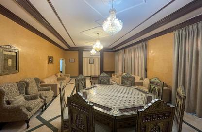 Penthouse - 6 Bedrooms - 5 Bathrooms for rent in Al Juffair - Capital Governorate