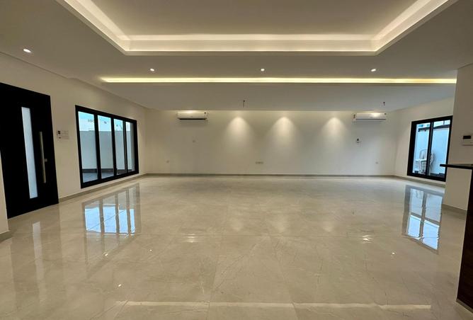 51233465 - صورة العقار 2