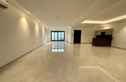 فيلا - 3 غرف نوم - 4 حمامات للايجار في البسيتين - المحرق