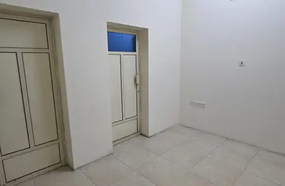 Apartment - 2 Bedrooms - 2 Bathrooms for rent in Riffa Al Sharqi - Riffa - Southern Governorate