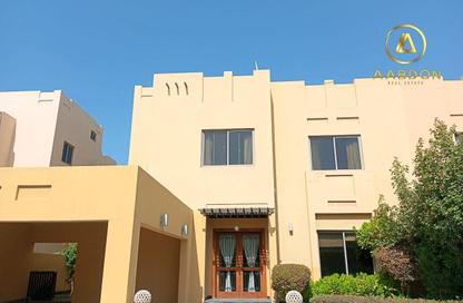 Villa - 4 Bedrooms - 5 Bathrooms for rent in Janabiya - Northern Governorate