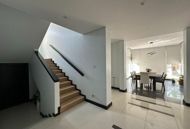 52382043 - Property Image 2