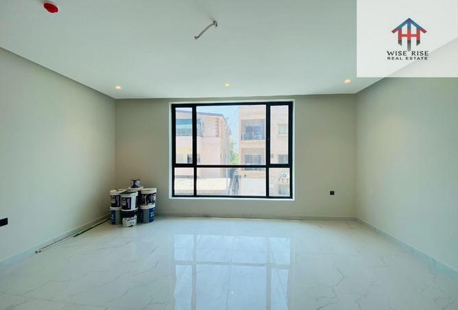 56611377 - Property Image 3
